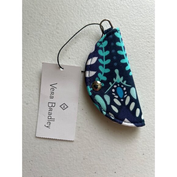 Vera Bradley Cord Keeper Blue Island Medallion Print Snap Closure - Picture 2 of 5
